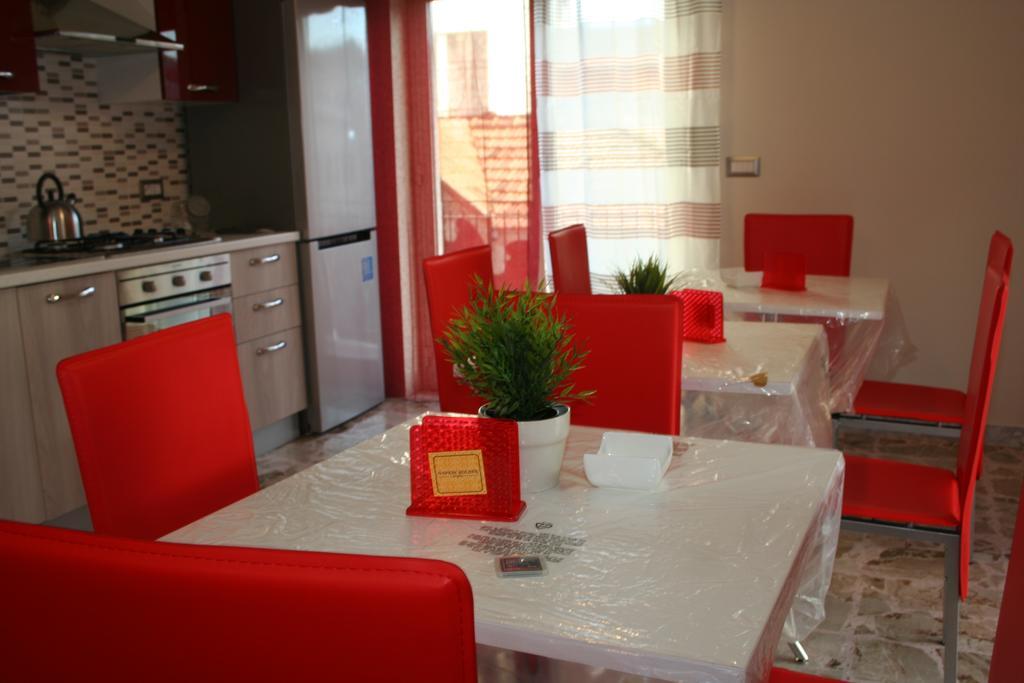 Gallery B&B Милацо Екстериор снимка